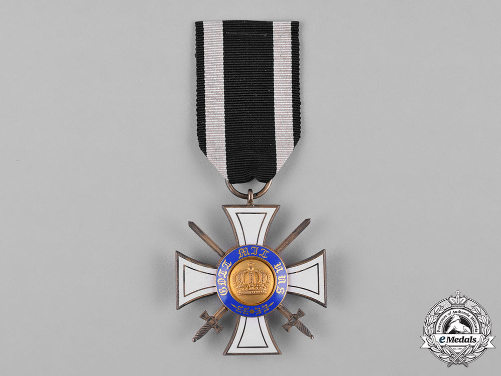prussia,_state._an_order_of_the_crown,_iii_class_with_swords,_c.1930_c18-056291