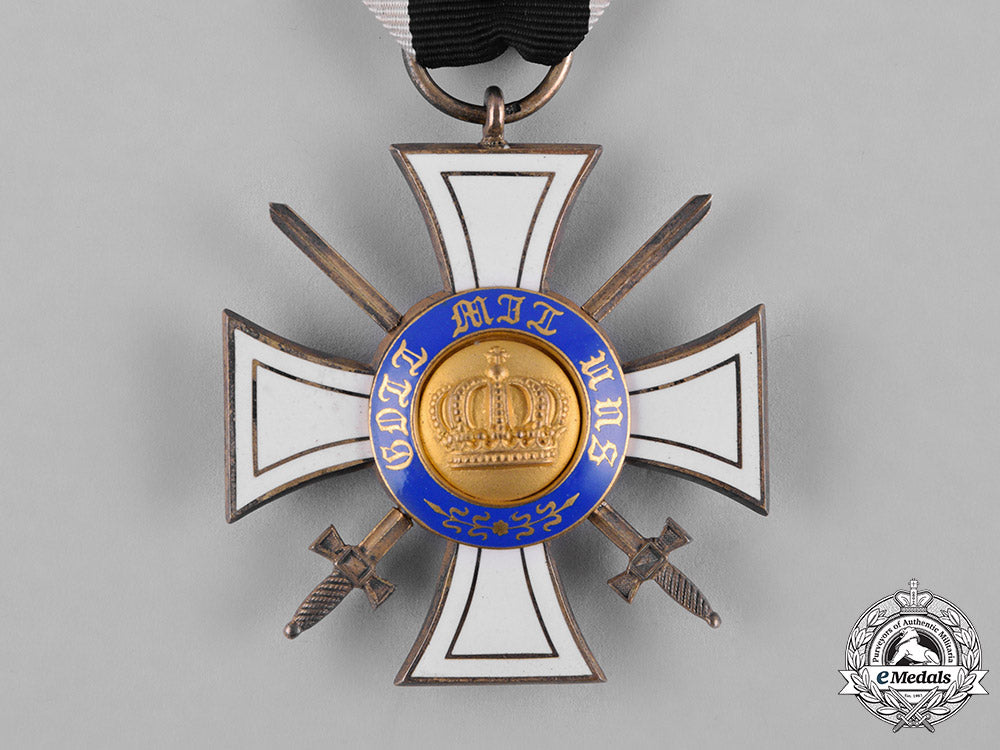 prussia,_state._an_order_of_the_crown,_iii_class_with_swords,_c.1930_c18-056292