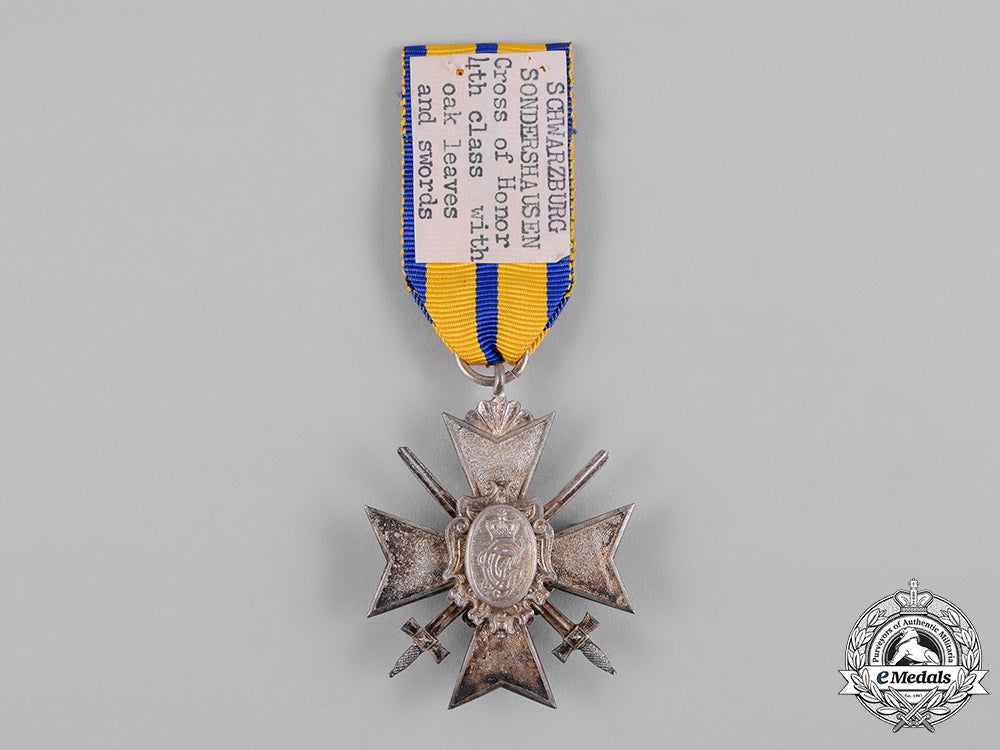 schwarzburg-_sondershausen,_principality._an_honour_cross,_iv_class_with_swords&_oak_leaves,_c.1916_c18-056434