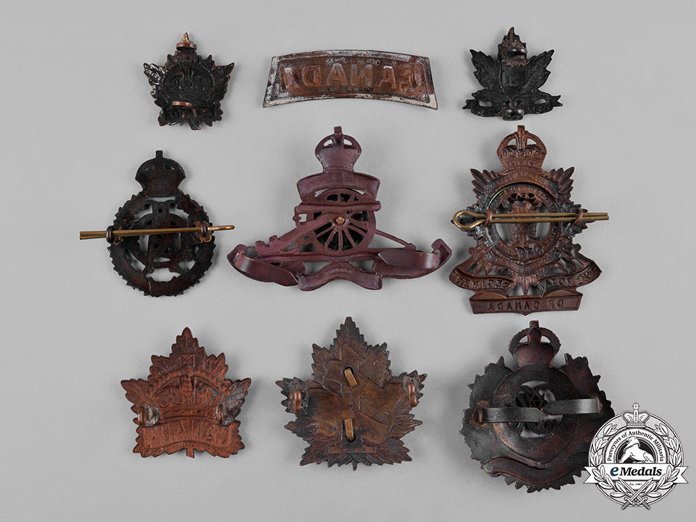 canada._a_lot_of_nine_first&_second_war_badges_c18-056538