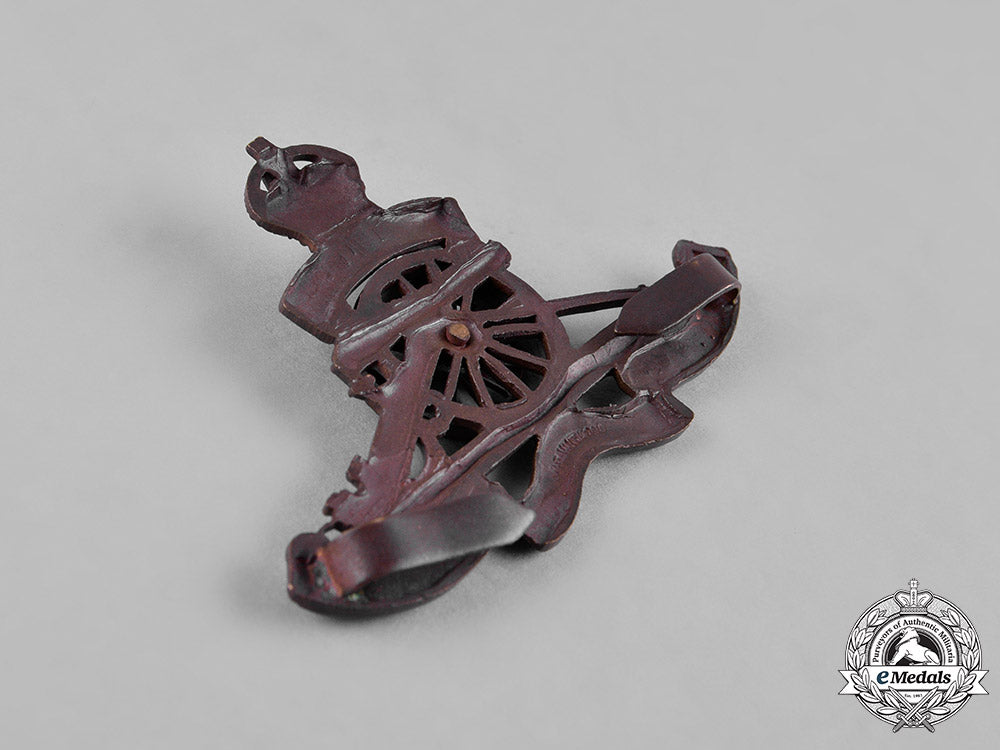 canada._a_lot_of_nine_first&_second_war_badges_c18-056543