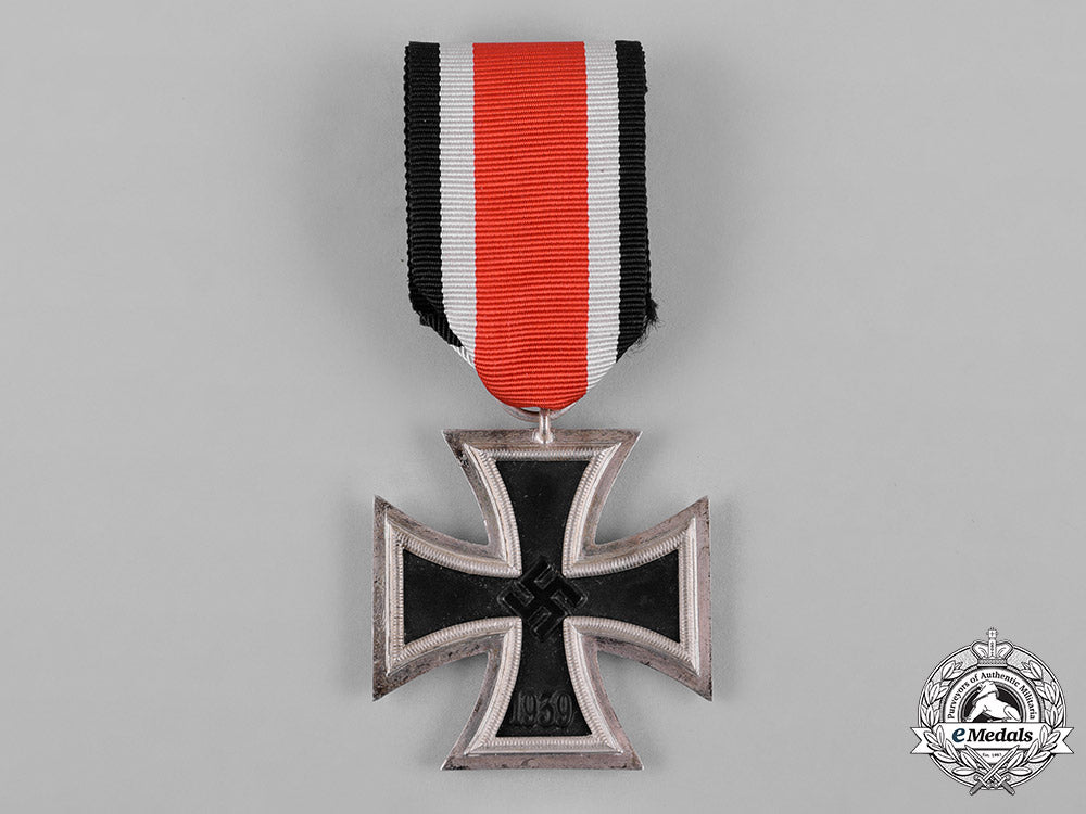 germany,_wehrmacht._a1939_iron_cross_ii_class_c18-056641