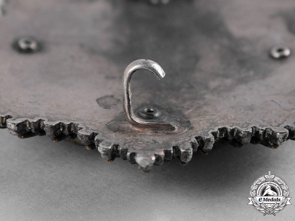 germany,_wehrmacht._a_german_cross_in_silver,_by_c.f._zimmermann_c18-056651