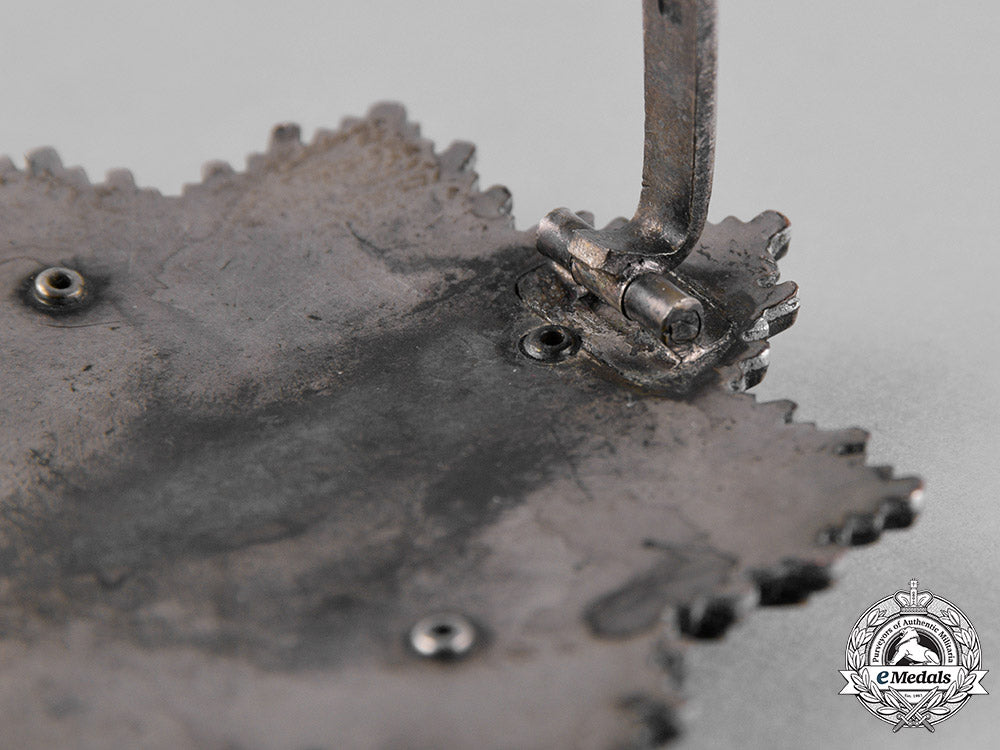 germany,_wehrmacht._a_german_cross_in_silver,_by_c.f._zimmermann_c18-056652