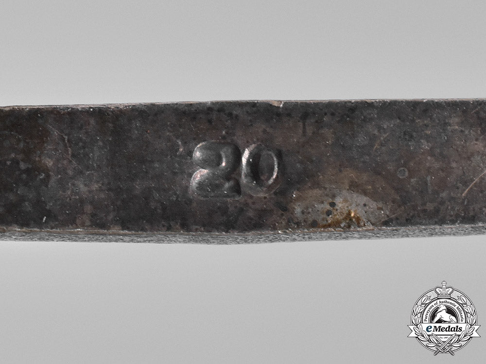 germany,_wehrmacht._a_german_cross_in_silver,_by_c.f._zimmermann_c18-056653