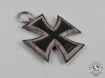 germany,_wehrmacht._a1939_iron_cross_ii_class_by_hermann_aurich_c18-056682
