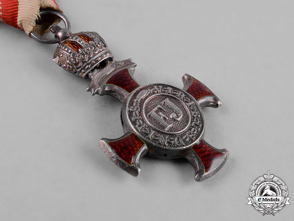austria,_imperial._a_cross_of_merit,_silver_grade,_by_wilhelm_kunz_c18-056825_1