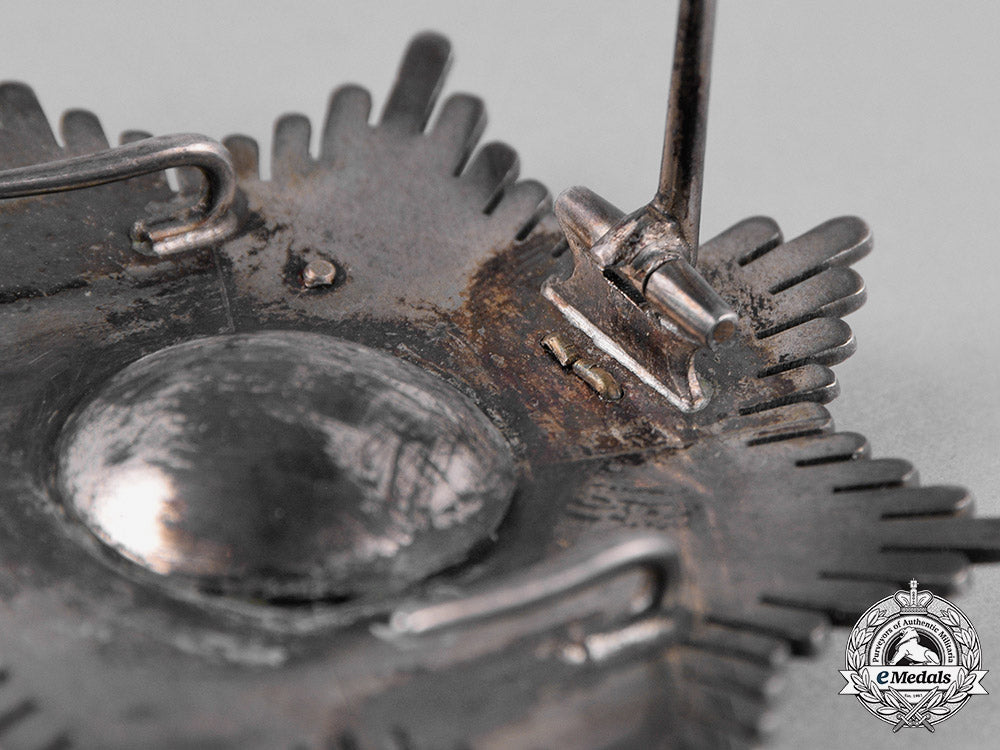 spain,_franco_period._an_order_of_the_spanish_red_cross,_ii_class_star,_c.1950_c18-056924