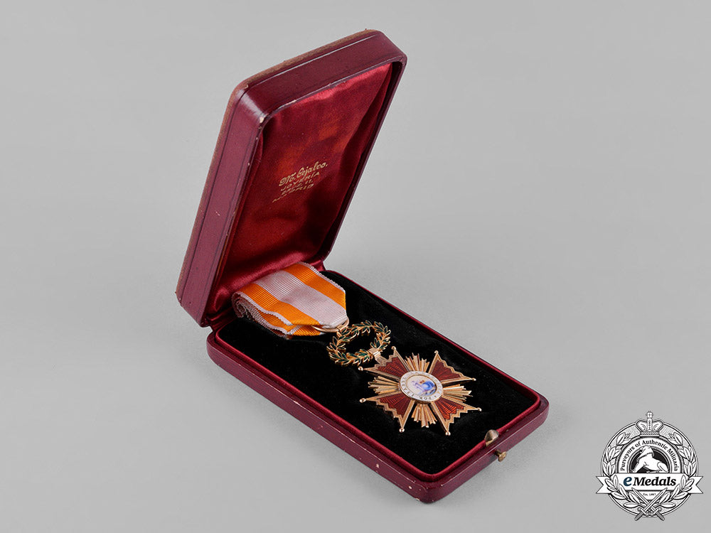 spain,_kingdom._an_order_of_isabella_the_catholic_in_gold,_knight,_by_m._cejalvo,_c.1890_c18-056959