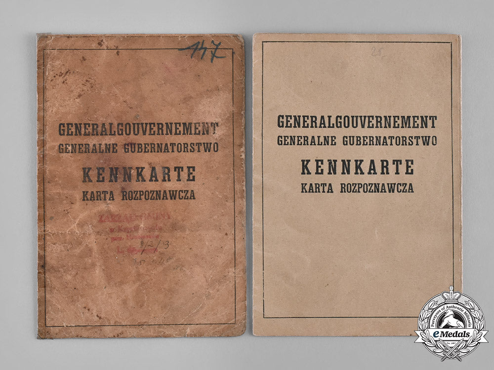 germany,_third_reich._a_lot_of_five_third_reich_period_civil_identification_cards_c18-056970