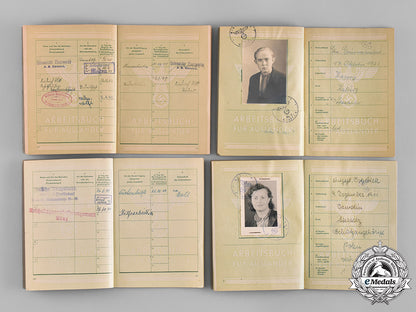 germany._a_lot_of_five_labour_books_for_foreign_workers_in_the_reich_c18-056980