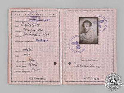 germany._a_lot_of_five_labour_books_for_foreign_workers_in_the_reich_c18-056982