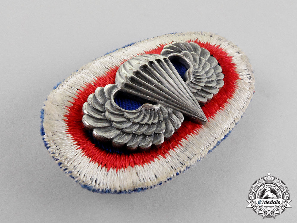united_states._an11_th_airborne_division_parachutist_badge_c18-0597