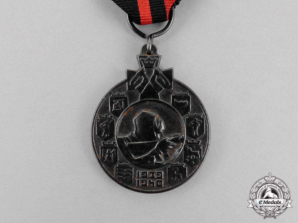finland._a_winter_war1939-1940_medal,_pohjois-_karjala_battle_clasp_c18-0659