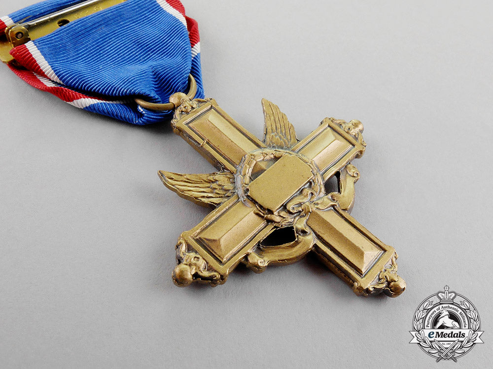 united_states._a_distinguished_service_cross_c18-085