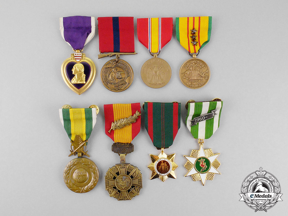 united_states._a_vietnam_medal_of_honour_to_private_austin,_kia_west_of_da_nang,_quang_nam_province,1969_c18-0997_1