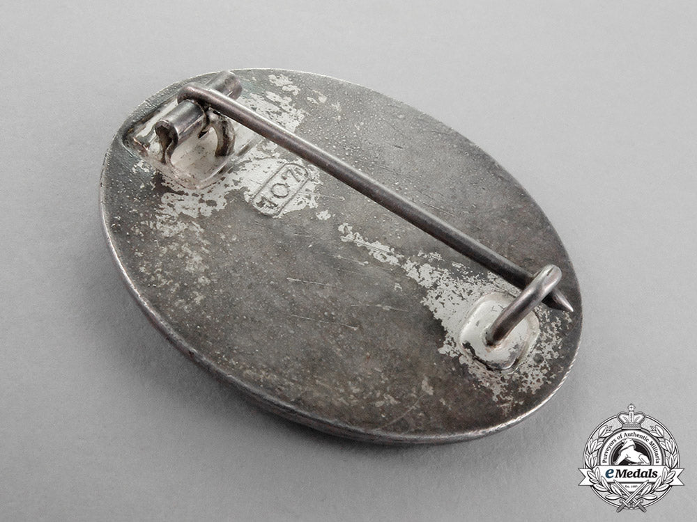 germany._a_silver_grade_wound_badge_by_carl_wild_of_hamburg_with_case_c18-1176