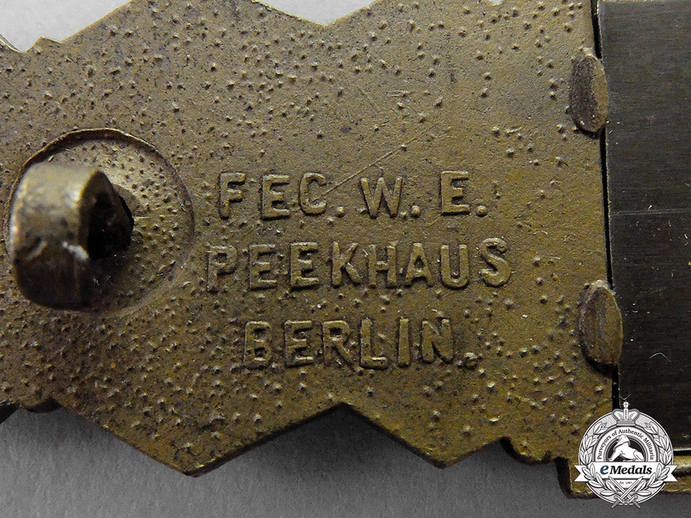 germany._a_bronze_grade_close_combat_clasp_by_a.g.m.u.k_c18-1185