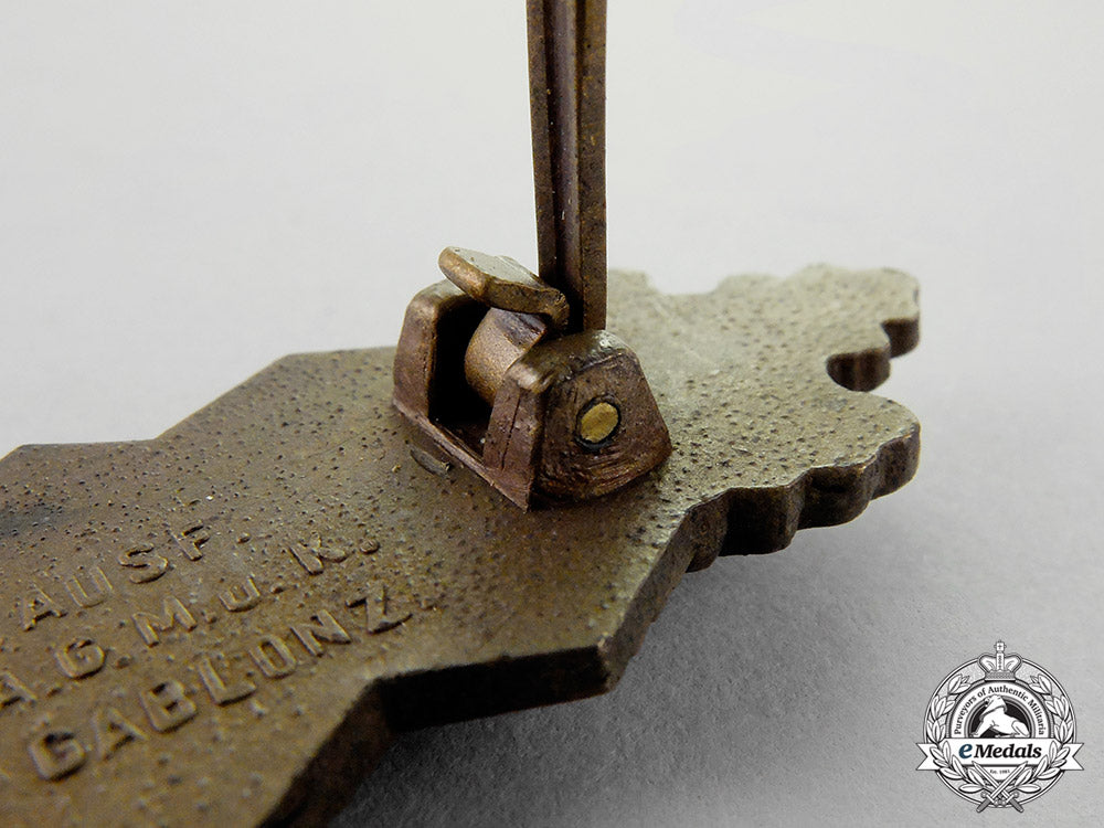 germany._a_bronze_grade_close_combat_clasp_by_a.g.m.u.k_c18-1188