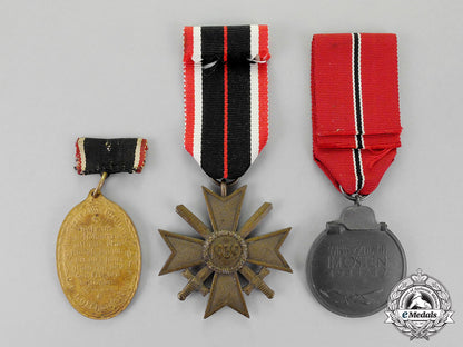 germany._three_medals,_awards,_and_decorations_c18-1201
