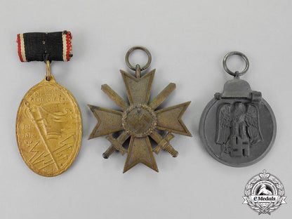 germany._three_medals,_awards,_and_decorations_c18-1208