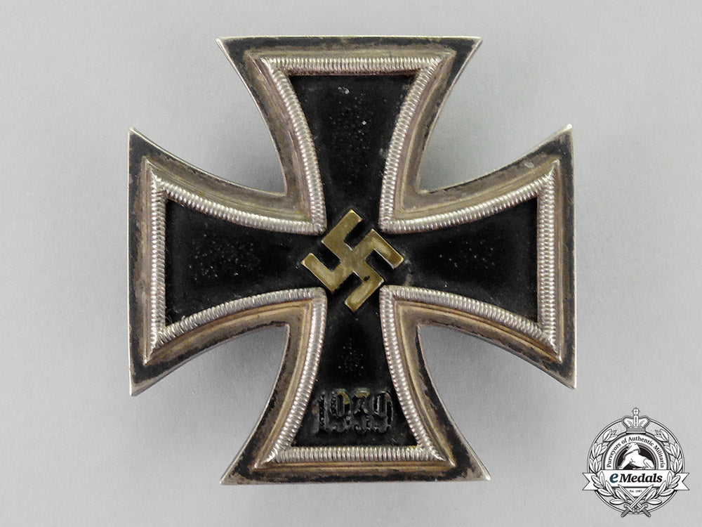 germany._an_iron_cross1939_first_class;_brass_core_c18-1229