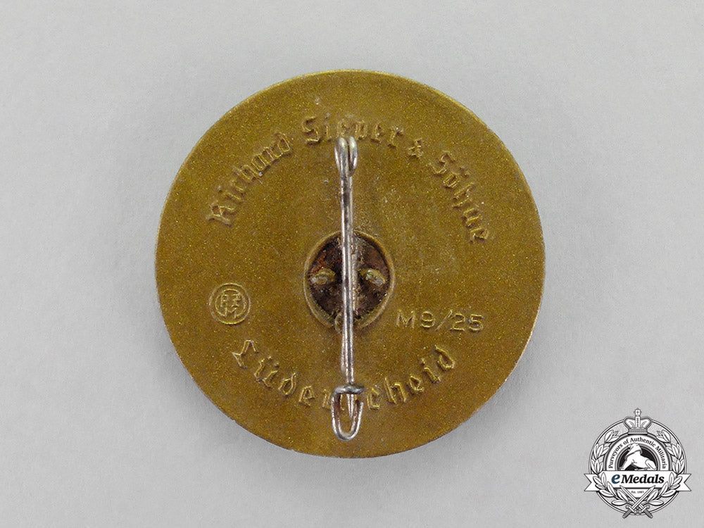 germany._a_wehrmacht_heer(_army)_supporter’s_badge_c18-1274