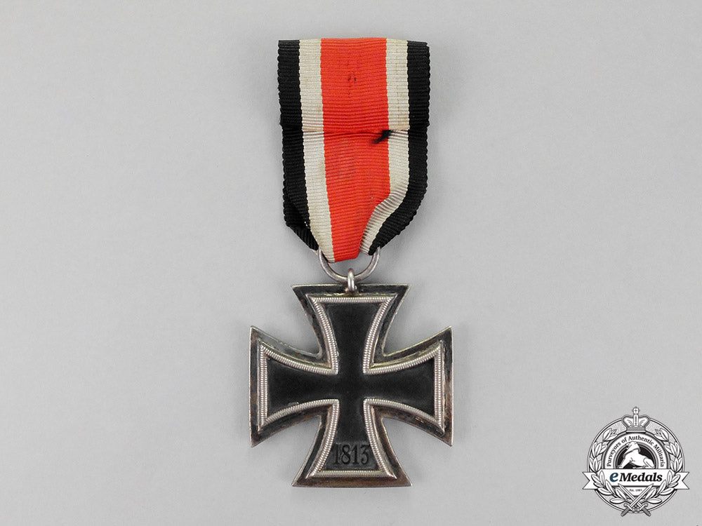 germany._an_iron_cross1939_second_class_by_arbeitsgemeinschaft_of_hanau_c18-1477