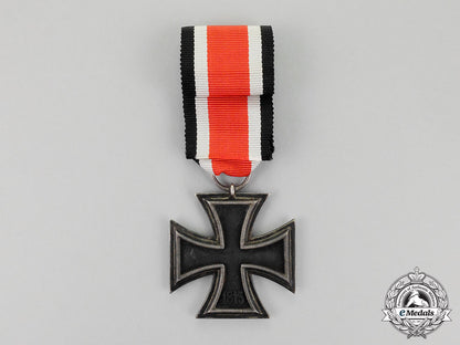 germany._an_iron_cross1939_second_class_by_arbeitsgemeinschaft_of_hanau_c18-1523