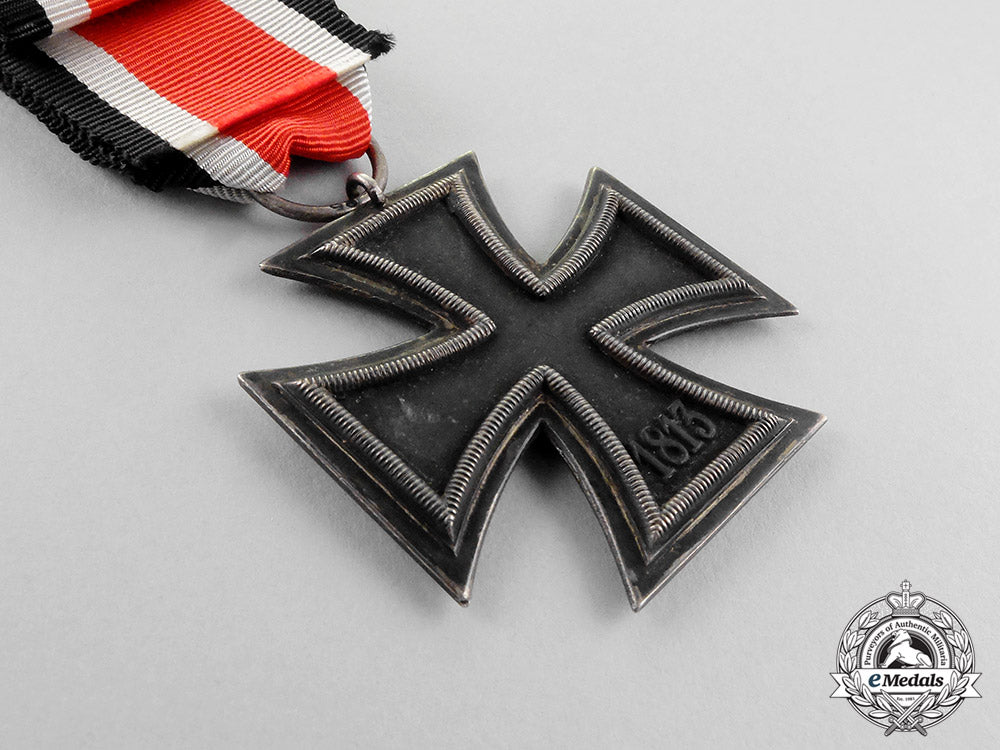 germany._an_iron_cross1939_second_class_by_arbeitsgemeinschaft_of_hanau_c18-1525