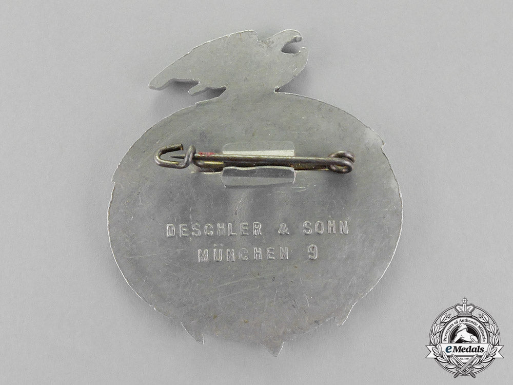 germany,_third_reich._a1935_national_day_of_sea_travel_badge_by_deschler&_sohn_c18-1639