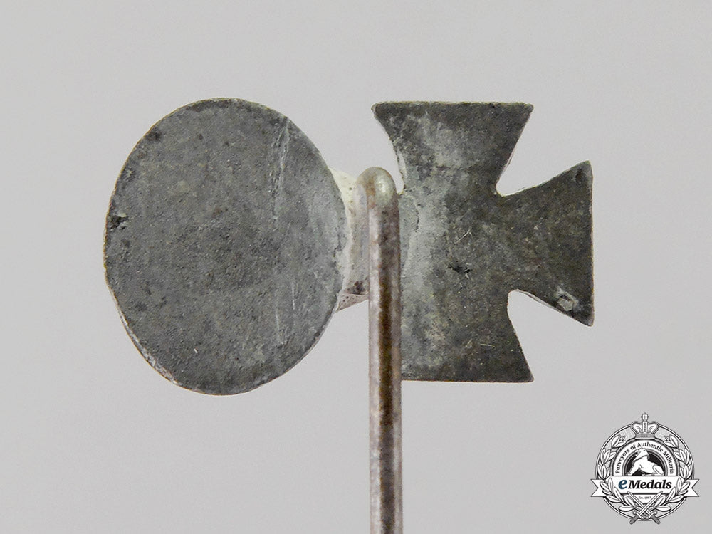 germany._three_german_stick_pins_c18-1755