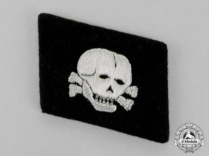 germany._a_single_absolutely_mint_ss-_totenkopfverband_collar_tab,_officer's_quality;_first_pattern_c18-1857