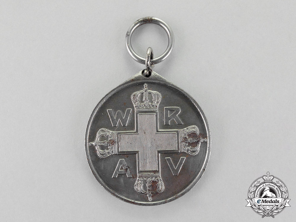 prussia._a_red_cross_medal_second_class_in_its_presentation_case_of_issue_c18-1938_1