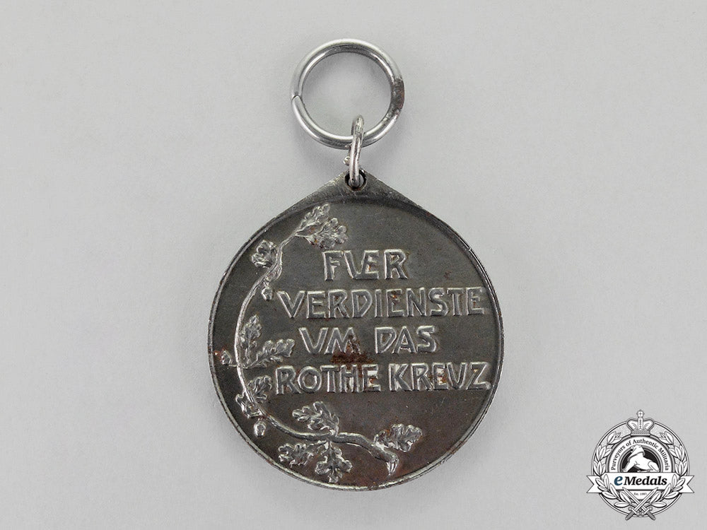 prussia._a_red_cross_medal_second_class_in_its_presentation_case_of_issue_c18-1939_1