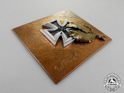 germany._a_knight’s_cross_of_the_iron_cross1939_desk_ornament_c18-1980