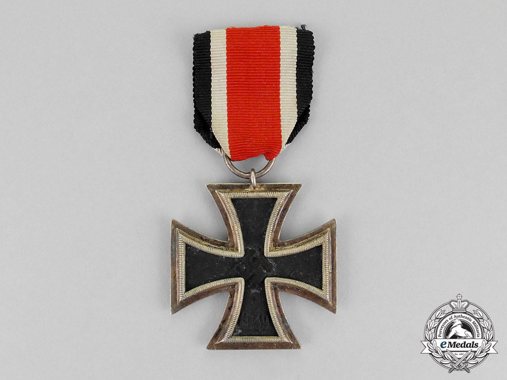 germany._an_iron_cross1939_second_class_by_jakob_bengel_c18-202