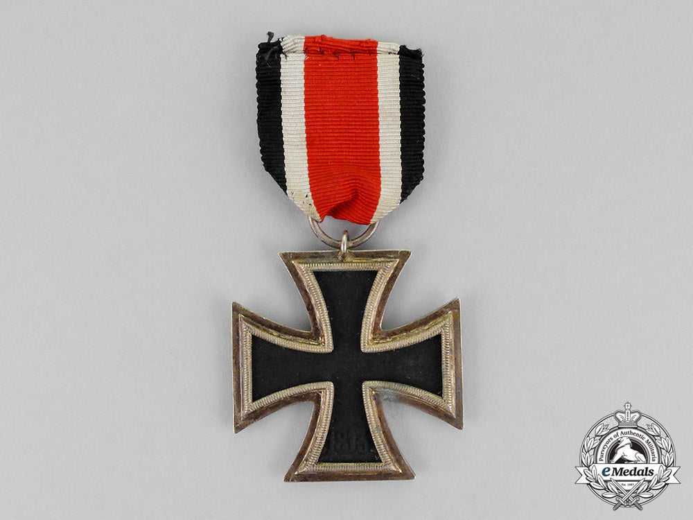 germany._an_iron_cross1939_second_class_by_jakob_bengel_c18-205