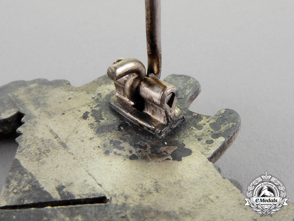 germany._a_silver_grade_infantry_assault_badge_by_ferdinand_wiedmann_c18-323