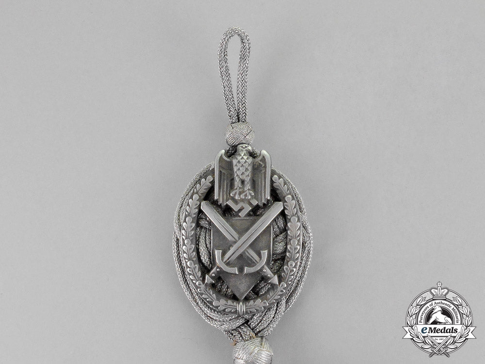 germany._a_mint_and_unissued_heer(_army)_marksmanship_lanyard;_grade_one,_type_two_c18-376