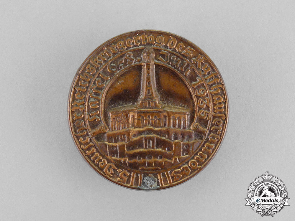 germany._a1935115_th_kyffhäuser_national_day_of_veteran’s_celebration_badge_c18-474