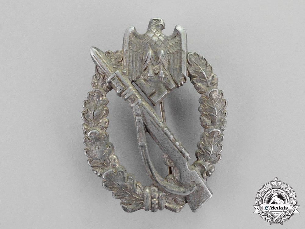 germany._a1941_silver_grade_infantry_assault_badge_by_sohni_heubach&_co._c18-656