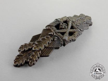 germany._a_bronze_grade_close_combat_clasp_by_friedrich_linden_c18-706