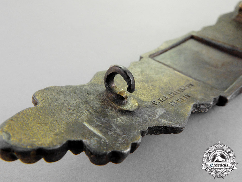 germany._a_bronze_grade_close_combat_clasp_by_friedrich_linden_c18-708