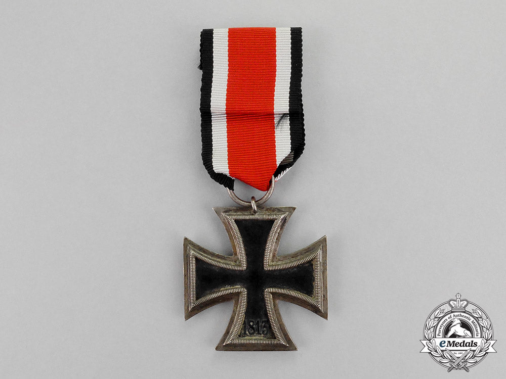 germany._an_iron_cross1939_second_class_and_boutonniere_c18-745