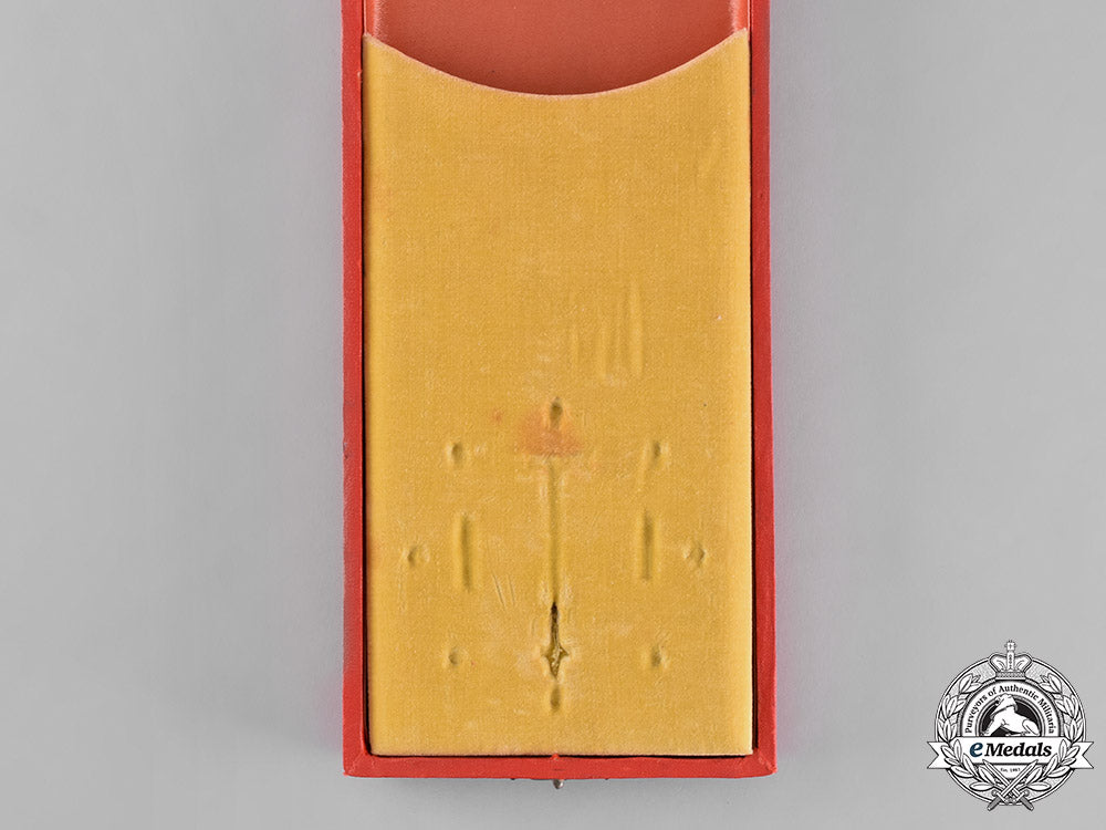 afghanistan,_kingdom._an_order_of_the_star,_i_class_grand_officer’s_case_c19-0111_1_1