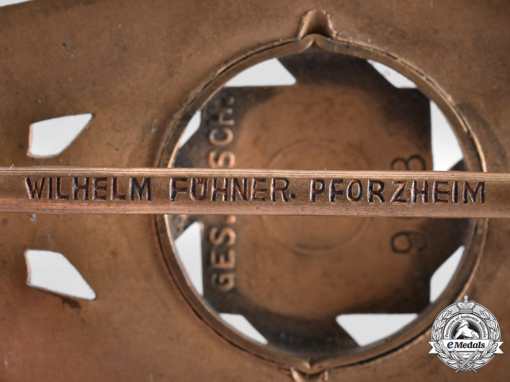 germany,_third_reich._a_technische_nothilfe(_technical_emergency_help)_service_honour_badge_by_wilhelm_fühner_c19-015