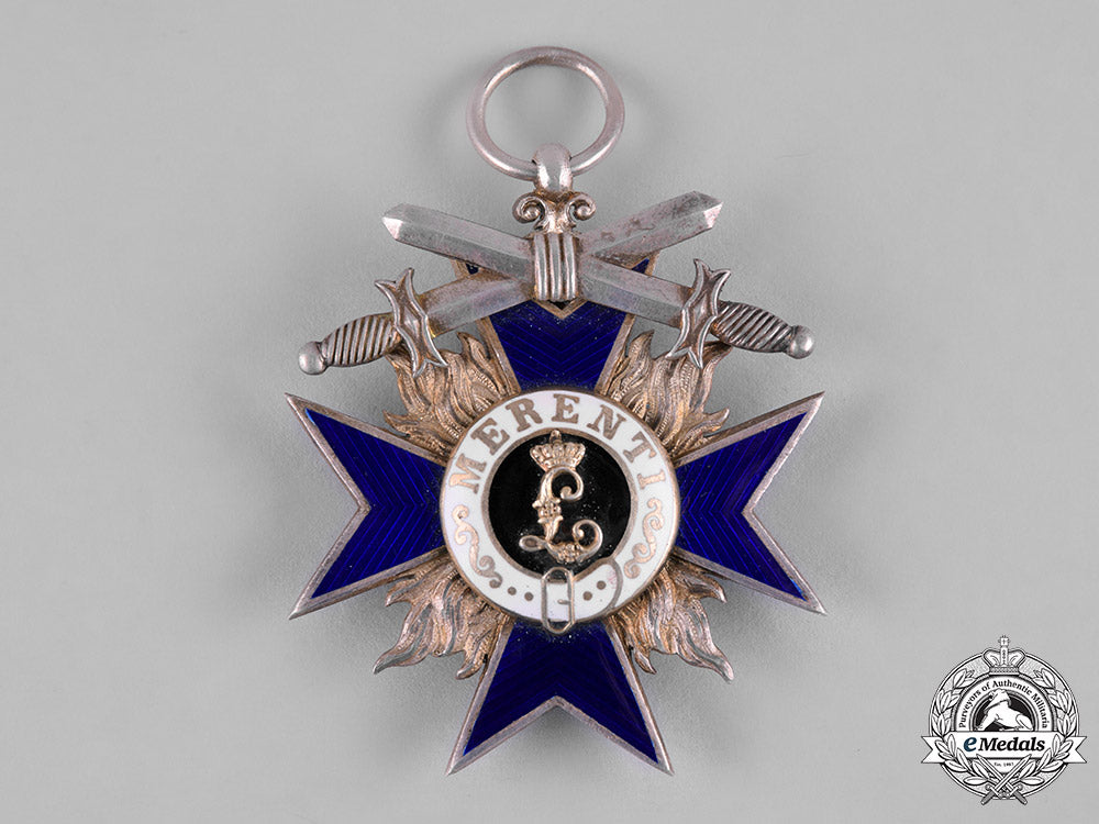 bavaria,_kingdom._a_military_merit_order,_iv_class_with_swords,_by_gebruder_hemmerle_c19-0513
