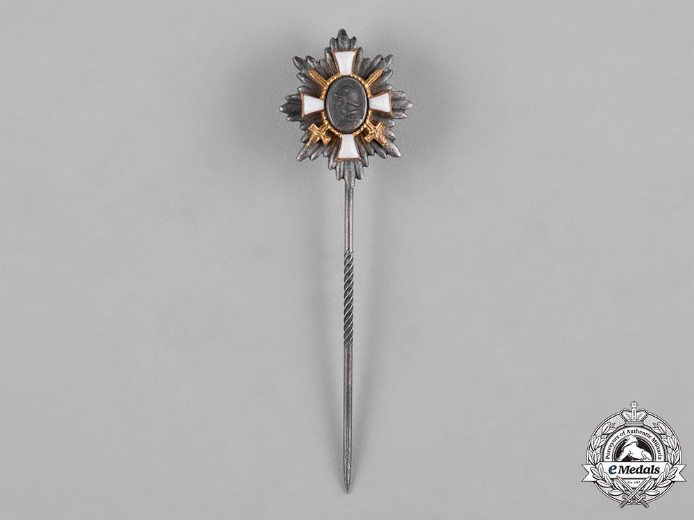 germany,_imperial._a_first_war_german_field_honour_badge_and_stickpin_c19-061_1