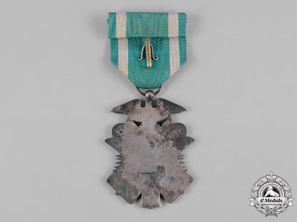 japan._an_order_of_the_golden_kite,_vii_class_with_case_c19-0628